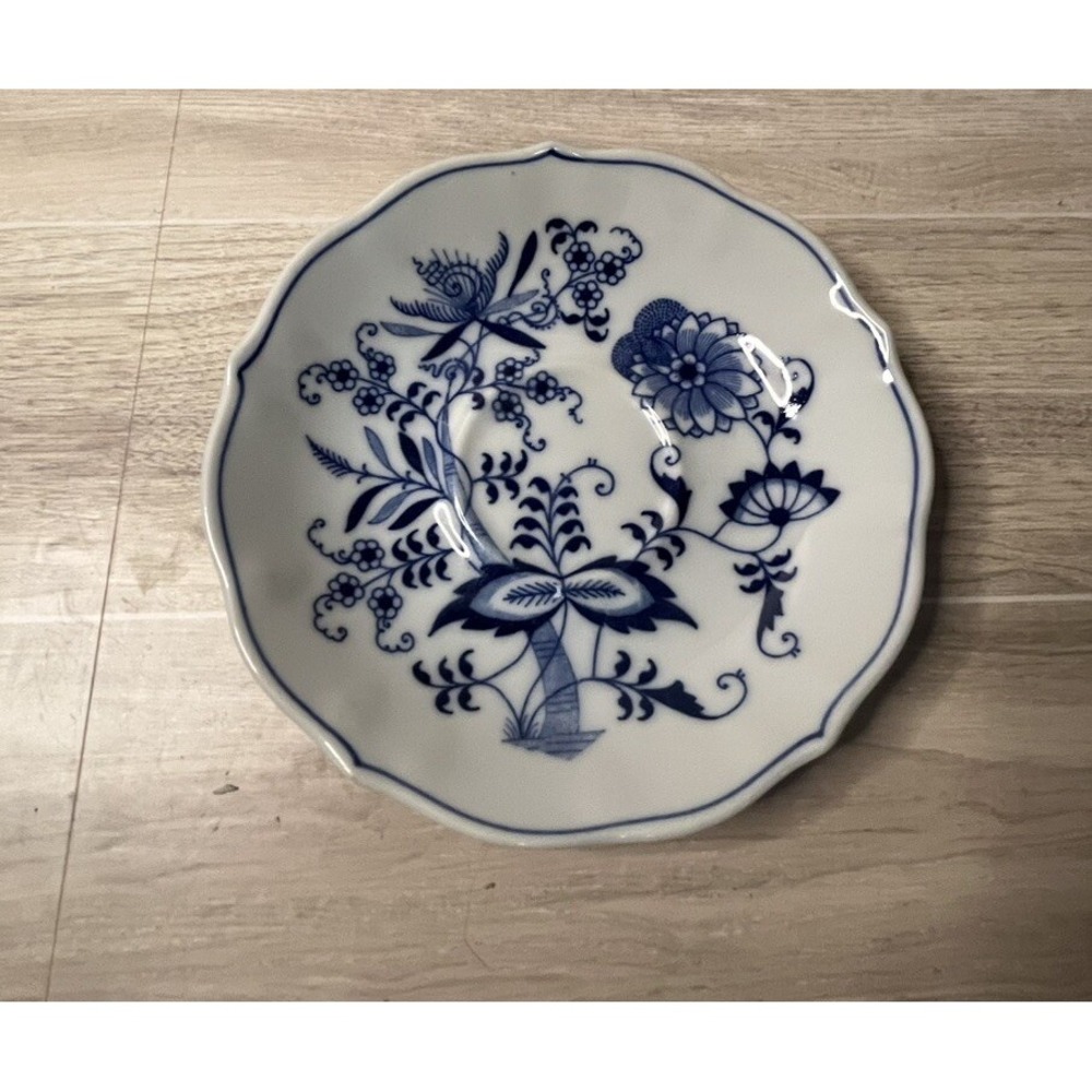 Blue Danube Saucer Japan